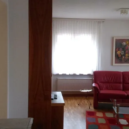 Royal 50 Apartment *